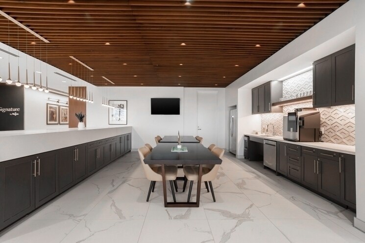 Common Area, sector 26 Commercial Office Space 1295 Sq.Ft. In Sector 26 Chandigarh 8341125