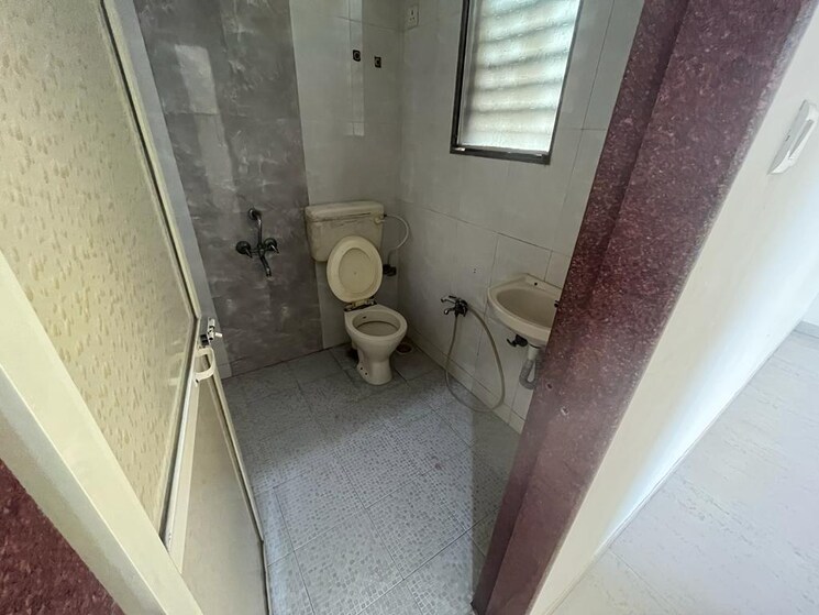 Bathroom, lucky-dream-heritage 2 Bedroom 650 Sq.Ft. Apartment In Ulwe Sector 19 Navi Mumbai 6463119