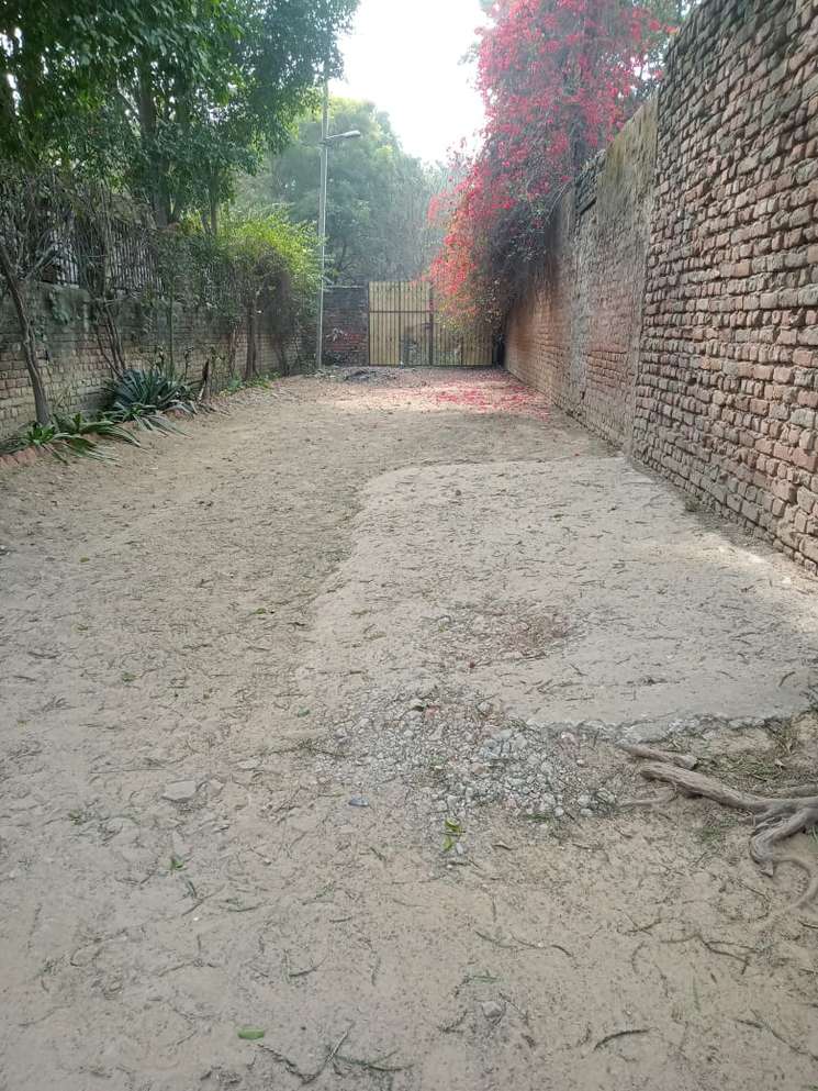 10800 Sq.Yd. Plot in Anupam Garden Delhi