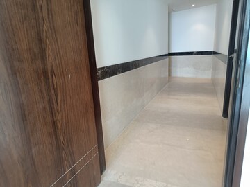 Room in 3 BHK Apartment at Lokhandwala Minerva Mahalaxmi, Mahalaxmi – for Rent