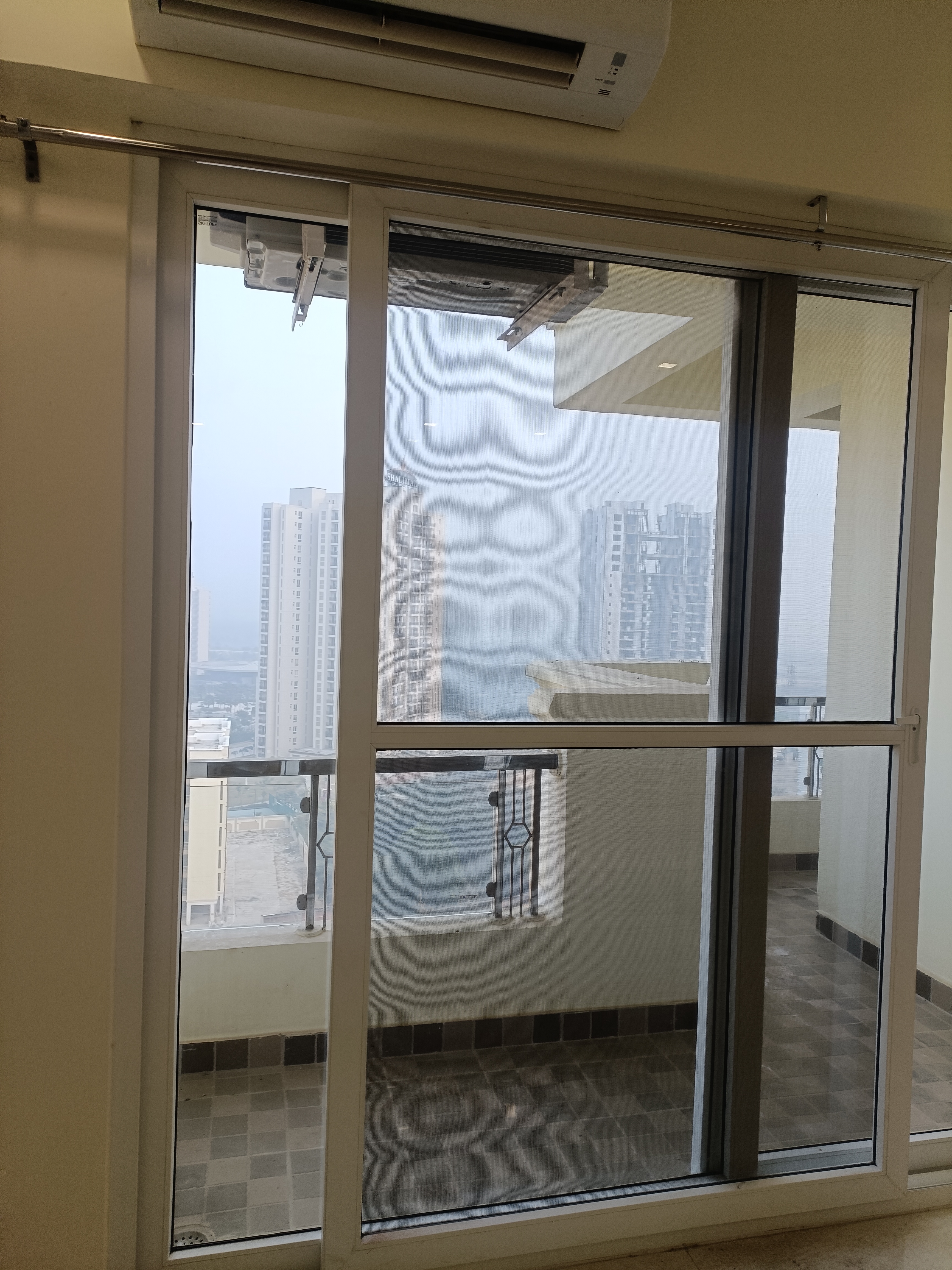 Rental 2 Bedroom 1450 Sq.Ft. Apartment in MI Rustle Court, Gomti Nagar