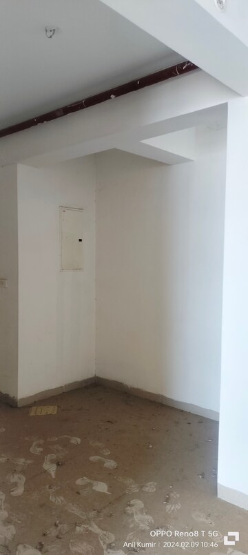 Room in 3 BHK Apartment at Green Power Society, Sector 75 – for Sale