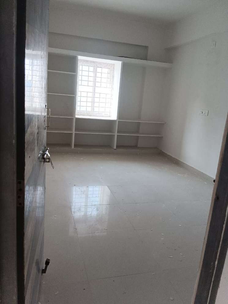 Ready To Move 2 Bhk Flat