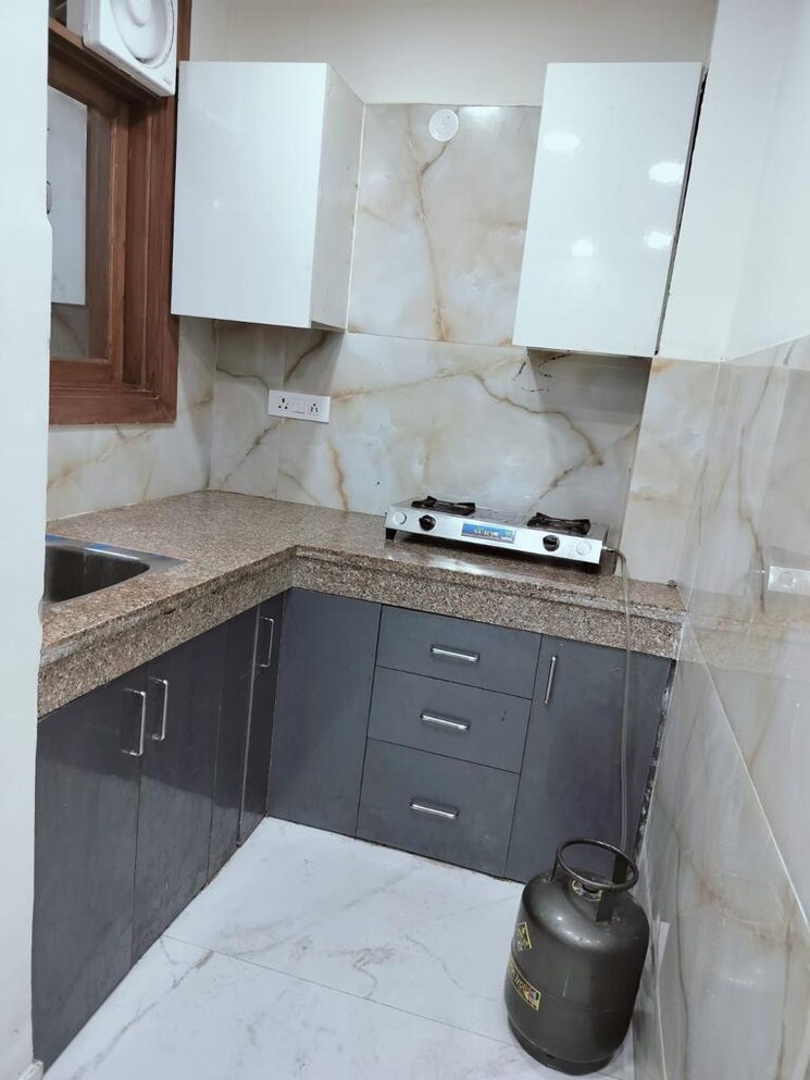 Kitchen, rwa-saket-block-j 1.5 Bedroom 750 Sq.Ft. Builder Floor In Saket Delhi 6470690