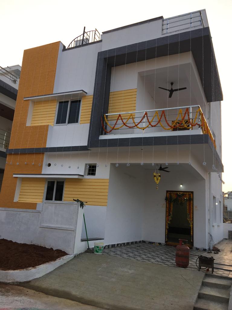Rental 4 Bedroom 1350 Sq.Ft. Villa in Lakshmi Bhavnas GLC CRIBS