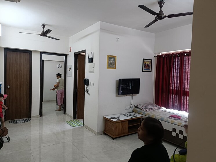 Living Room, lodha-amara-new-tower 1 Bedroom 472 Sq.Ft. Apartment In Kolshet Road Thane 6473126