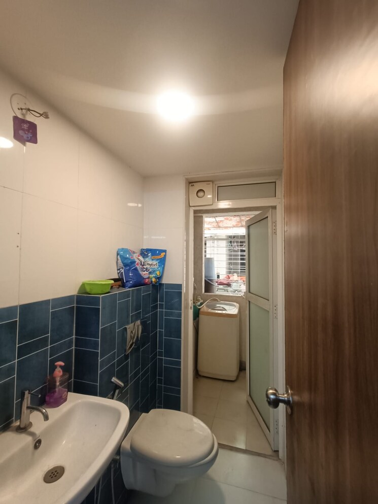 Attached Bathroom, lodha-amara-new-tower 1 Bedroom 472 Sq.Ft. Apartment In Kolshet Road Thane 6473126