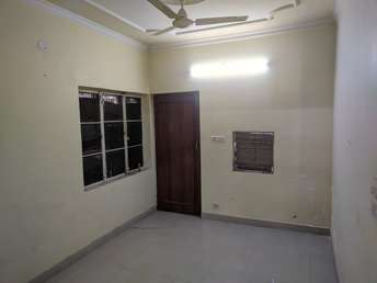 2 BHK Builder Floor For Rent in Paschim Vihar Delhi 6474545