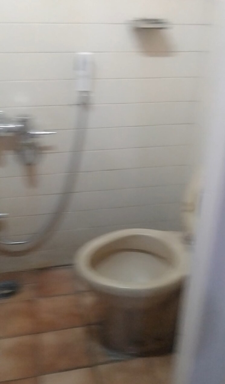 Bathroom, maitri-darshan-chs 2 Bedroom 720 Sq.Ft. Apartment In Jeejamata Nagar Thane 6475453