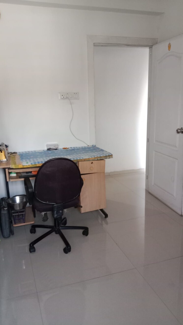 Master Bedroom, shubham-residency-warje 2 Bedroom 1036 Sq.Ft. Apartment In Warje Pune 6475648