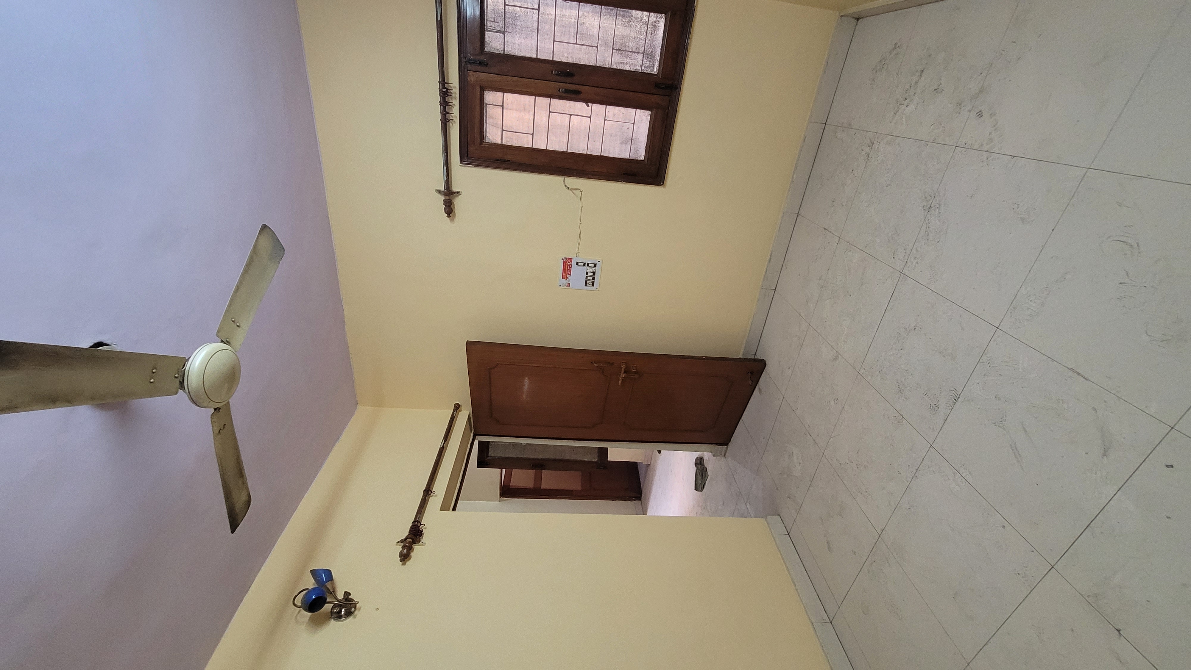 Resale Property in RWA BlockR Dilshad Garden 6+ Flats for Resale in