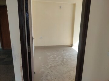 Room in 2 BHK Apartment at Amrapali Leisure Park, Amrapali Leisure Valley – for Sale