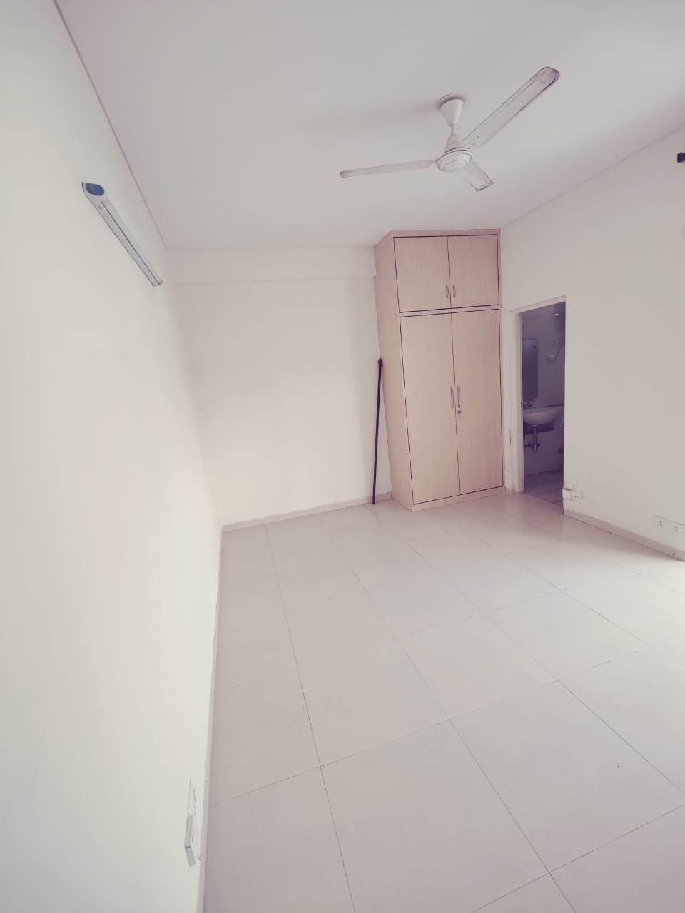 Rental 2 Bedroom 1150 Sq.Ft. Builder Floor in Vatika Primrose Floors