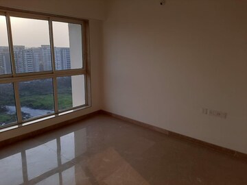 Room in 1 BHK Apartment at Godrej The Trees, Vikhroli East – for Rent