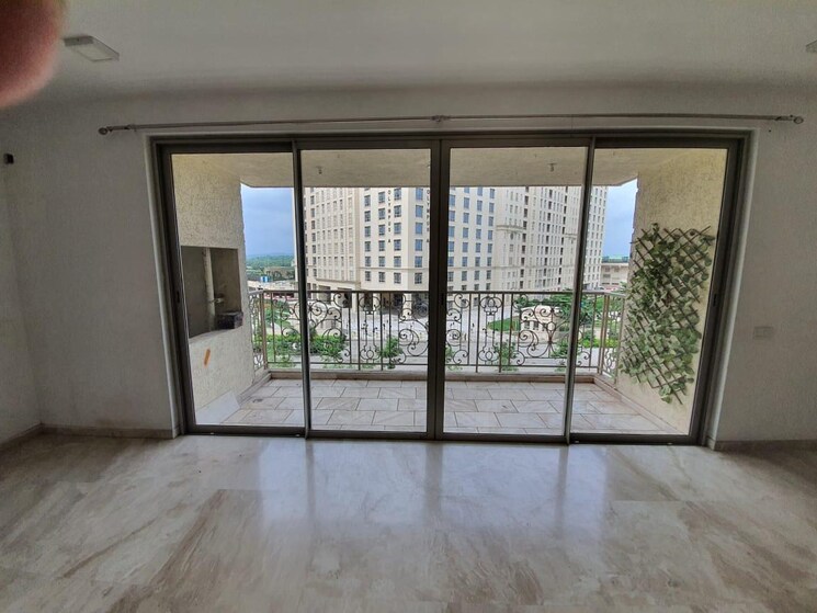 Room, hiranandani-rodas-enclave-rosemount 3 Bedroom 1500 Sq.Ft. Apartment In Ghodbunder Road Thane 6482948