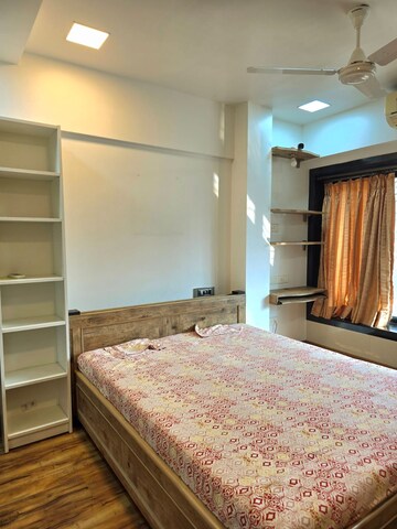 Bedroom in 2 BHK Apartment at Juhu – for Rent