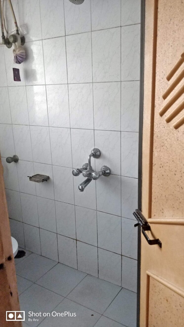 Bathroom, vikas-park 2 Bedroom 800 Sq.Ft. Apartment In Deonar Mumbai 6485037