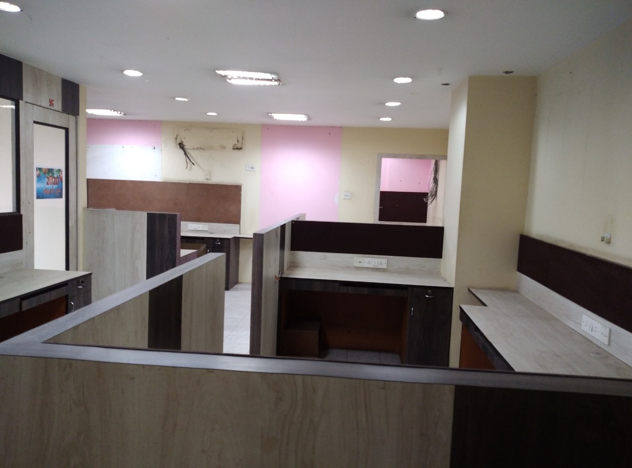 Rental Commercial Office Space 1140 Sq.Ft. in Park Circus Kolkata 6485897