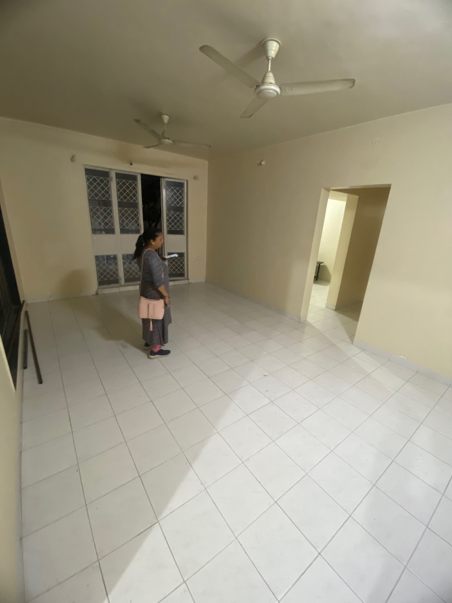 1 BHK Apartment For Rent in Radiant Paradise