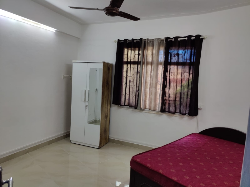 Resale 3 Bedroom 1100 Sq.Ft. Apartment in Emgee Janki Kutir, Juhu ...