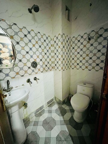 Bathroom in 2 BHK Builder Floor at Dwarka Mor – for Rent