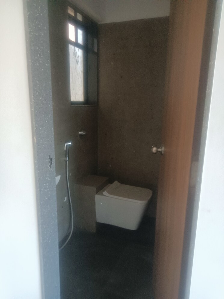 Bathroom, kush-elegante 3 Bedroom 886 Sq.Ft. Apartment In Kandivali West Mumbai 6490925