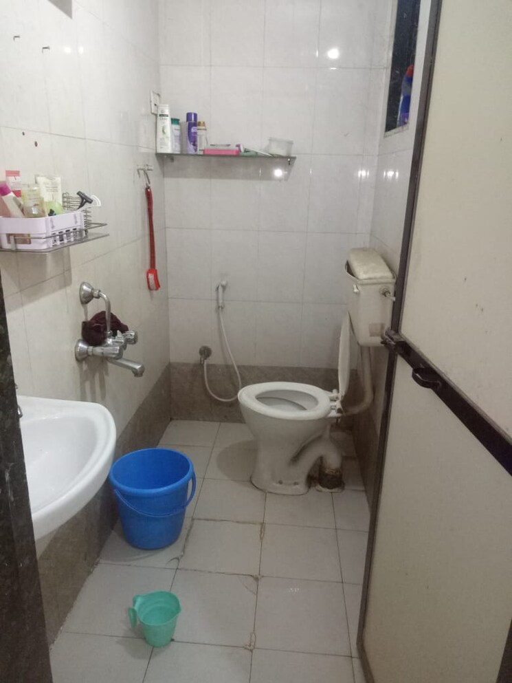 Attached Bathroom, shree-laxmi-park-1 1 Bedroom 550 Sq.Ft. Apartment In Vartak Nagar Thane 6491031