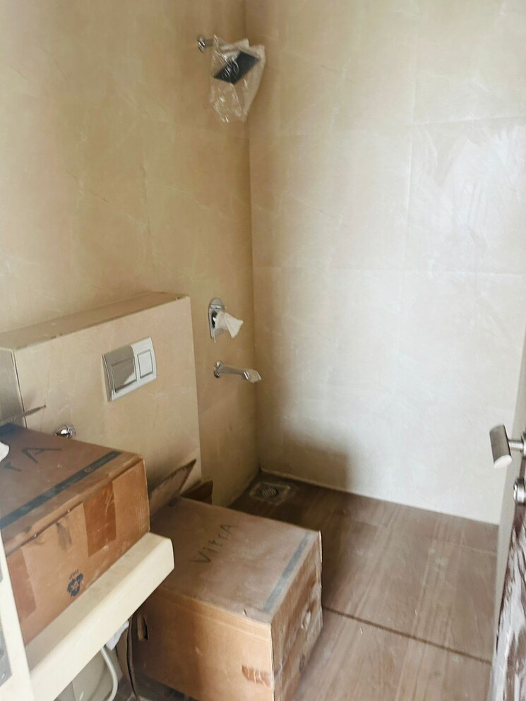 Bathroom, tridhaatu-morya 2 Bedroom 646 Sq.Ft. Apartment In Chembur Mumbai 6491023