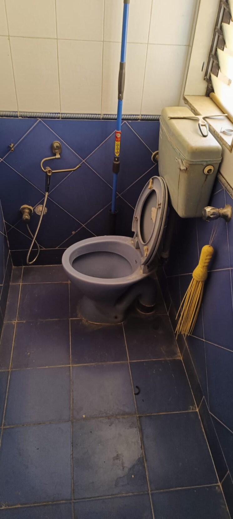 Bathroom, runwal-plaza 1 Bedroom 950 Sq.Ft. Apartment In Vartak Nagar Thane 6491302