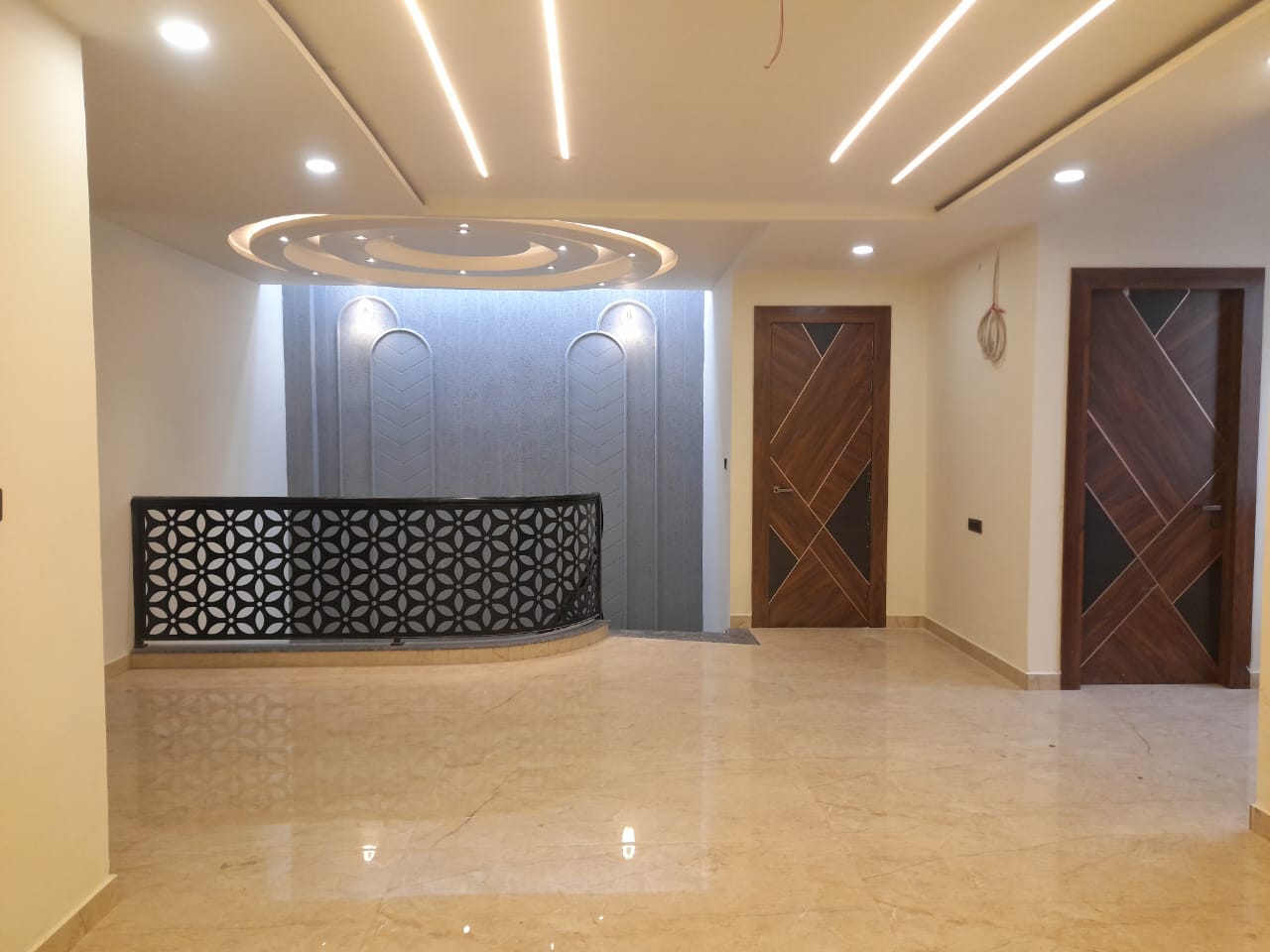 Rental 2 Bedroom 1450 Sq.Ft. Independent House in DLF My Pad, Gomti