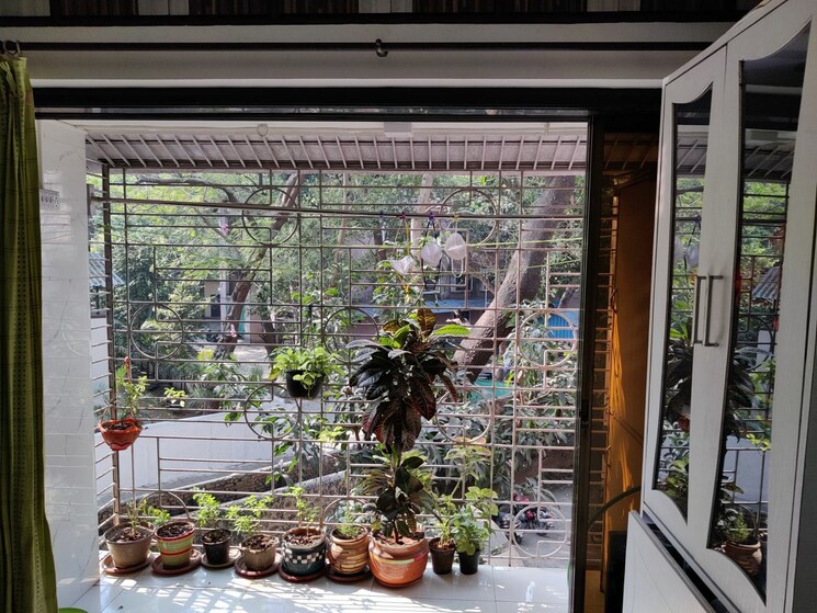 Garden, siddhartha-darshan-chs 2 Bedroom 900 Sq.Ft. Apartment In Naupada Thane 6494542