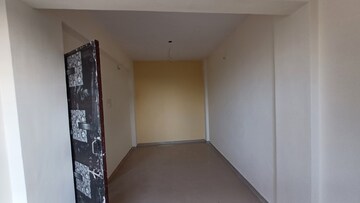 Room in 1 BHK Builder Floor at Rose Nagar CHS, Naigaon West – for Sale