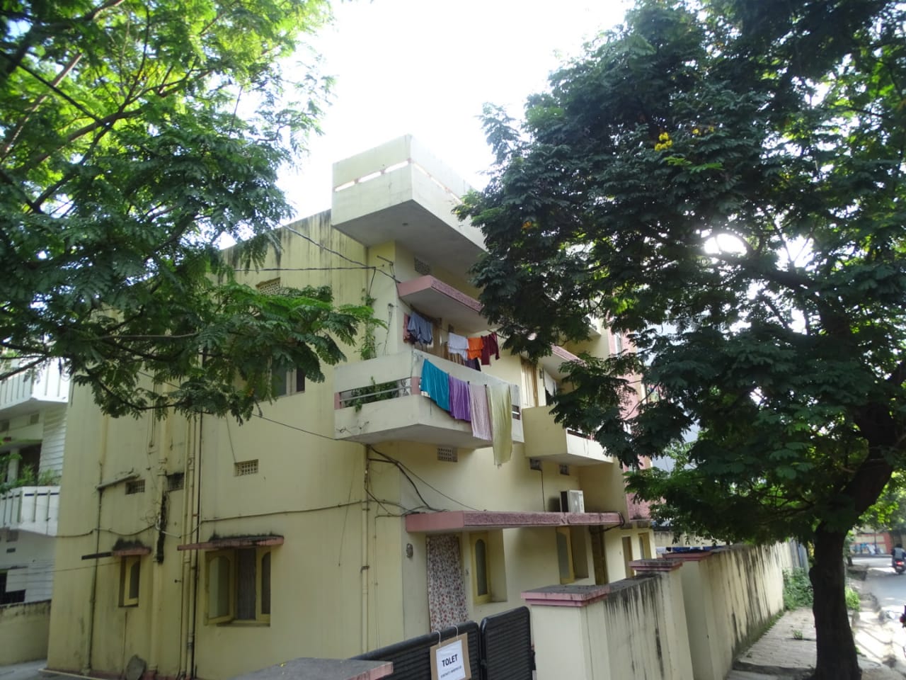 91+ Independent House near Holy Ayesha School, Malakpet Hyderabad for Sale