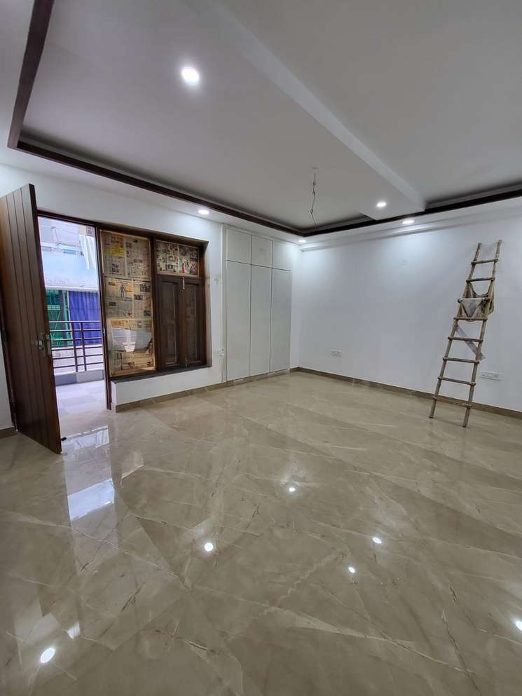 4 Bedroom 3150 Sq.Ft. Builder Floor in Green Fields Colony Faridabad
