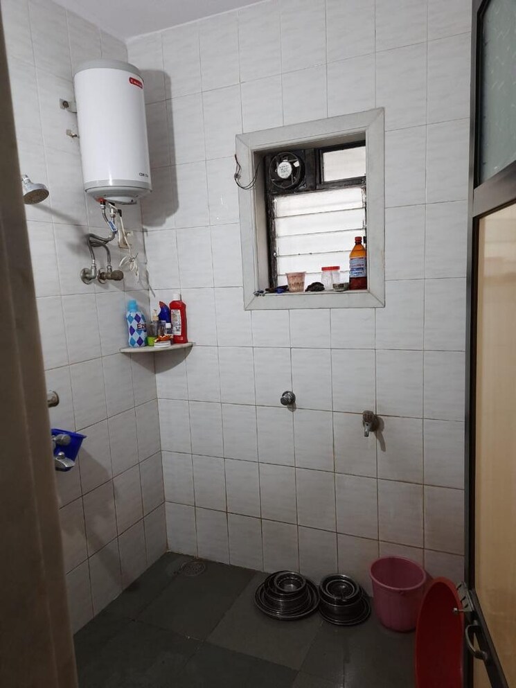 Bathroom, krishna-dham-c-h-s- 4 Bedroom 1660 Sq.Ft. Villa In Panch Pakhadi Thane 6498619