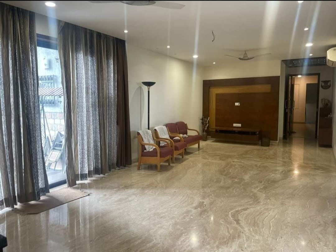 3.5 BHK 1950 Sq.Ft. Apartment in Marvel Arco