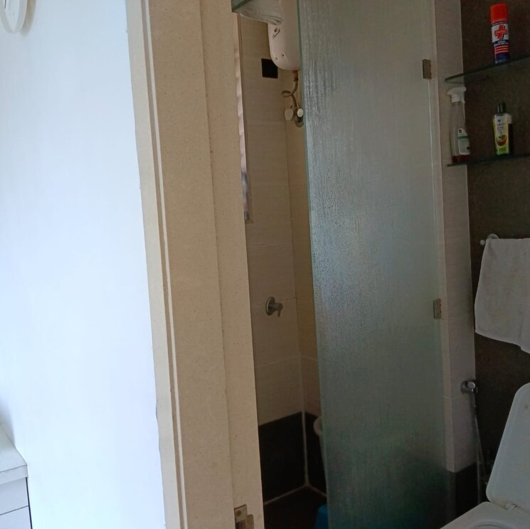 Bathroom, vijay-annex-32 3 Bedroom 940 Sq.Ft. Apartment In Waghbil Thane 6504014