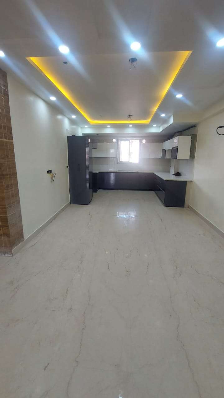 3 Bedroom 2200 Sq.Ft. Builder Floor in Sector 57 Gurgaon