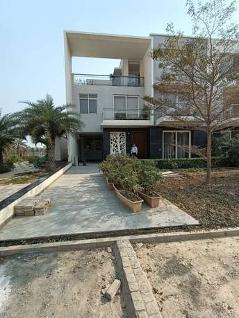 4 BHK Villa For Resale in Godrej Golf Link Villas Gn Sector 27 Greater Noida 6505163