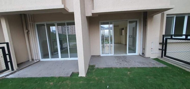 Nearby, raheja-vistas-premiere 3 Bedroom 2300 Sq.Ft. Apartment In Mohammadwadi Pune 6506573