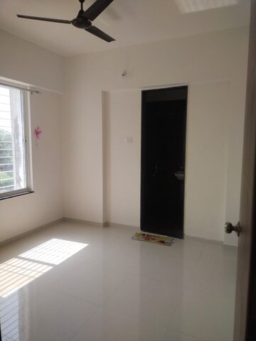Room in 2 BHK Apartment at Shree Swami Samarth Serenity, Ravet – for Rent