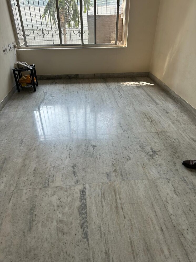  Parking, palai-house 2 Bedroom 800 Sq.Ft. Apartment In Matunga Mumbai 6507639