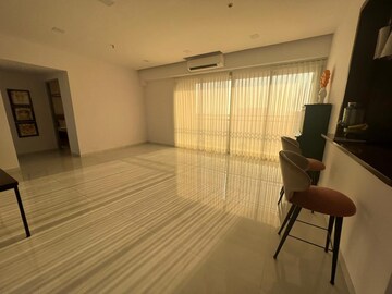 Master Bedroom in 4 BHK Apartment at Transcon Triumph Tower, Andheri West – for Rent