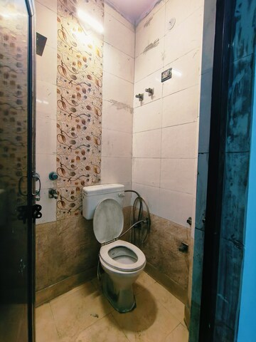 Bathroom in 2 BHK Builder Floor at Dwarka Mor – for Rent