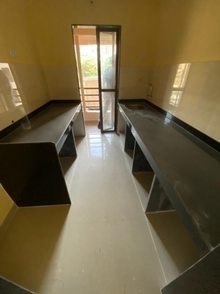 Kitchen, hubtown-greenwoods 3 Bedroom 950 Sq.Ft. Apartment In Vartak Nagar Thane 6508155