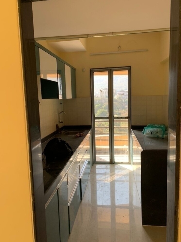 Kitchen, hubtown-greenwoods 3 Bedroom 950 Sq.Ft. Apartment In Vartak Nagar Thane 6508223