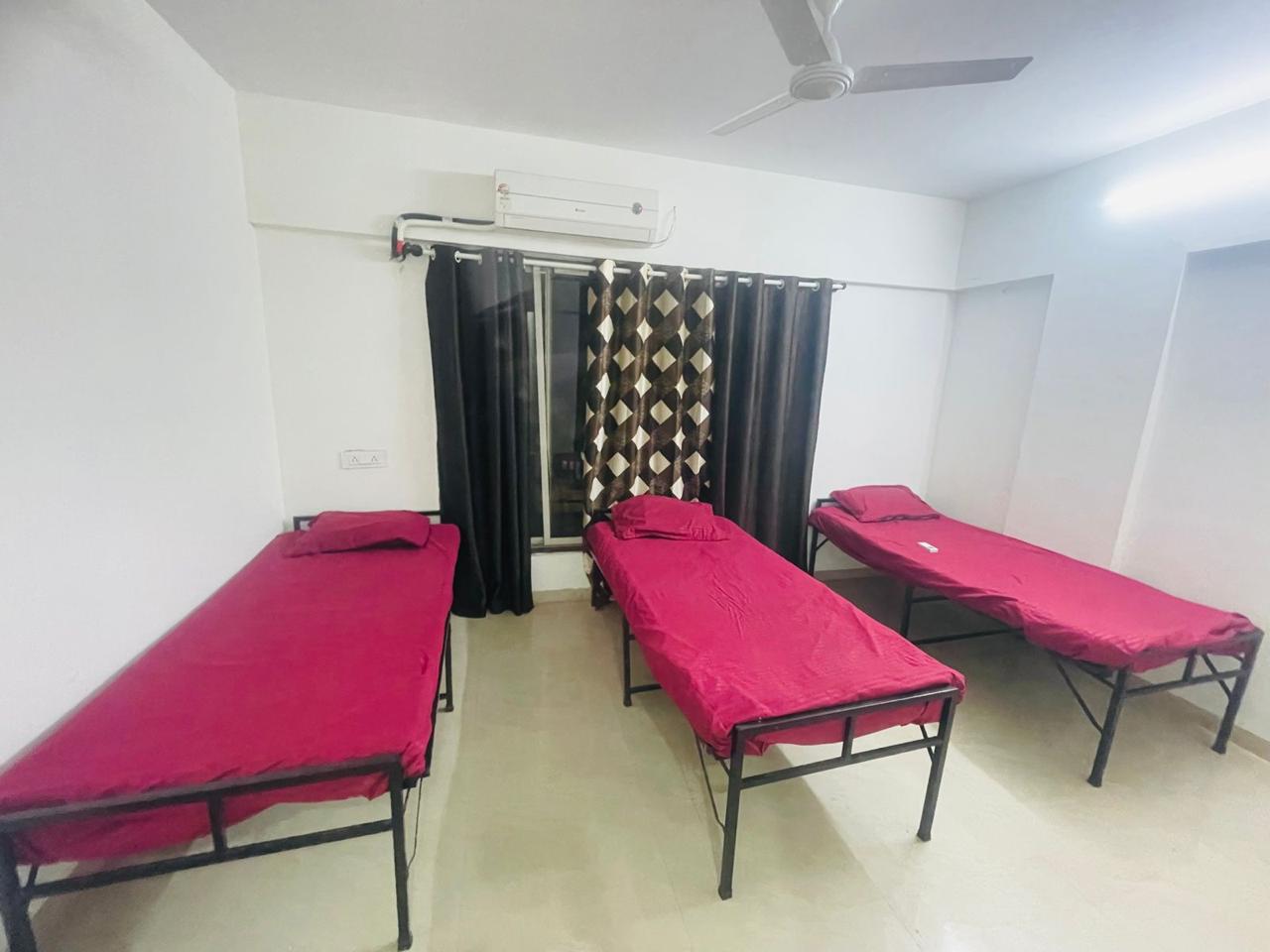 Vakola Santacruz East Pg for Boys & Girls, Hostels in Santacruz East ...