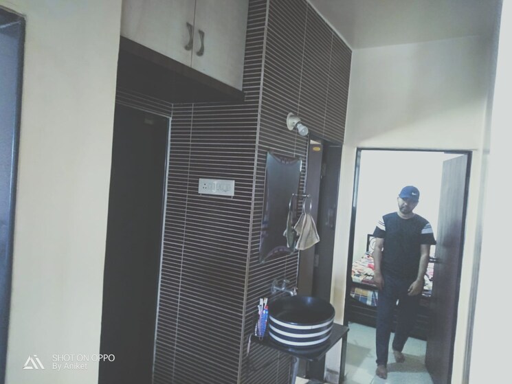 Bathroom, prestige-complex 1 Bedroom 600 Sq.Ft. Apartment In Chinchwad Pune 6509887