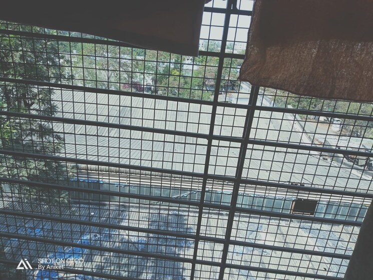 Balcony, prestige-complex 1 Bedroom 600 Sq.Ft. Apartment In Chinchwad Pune 6509887