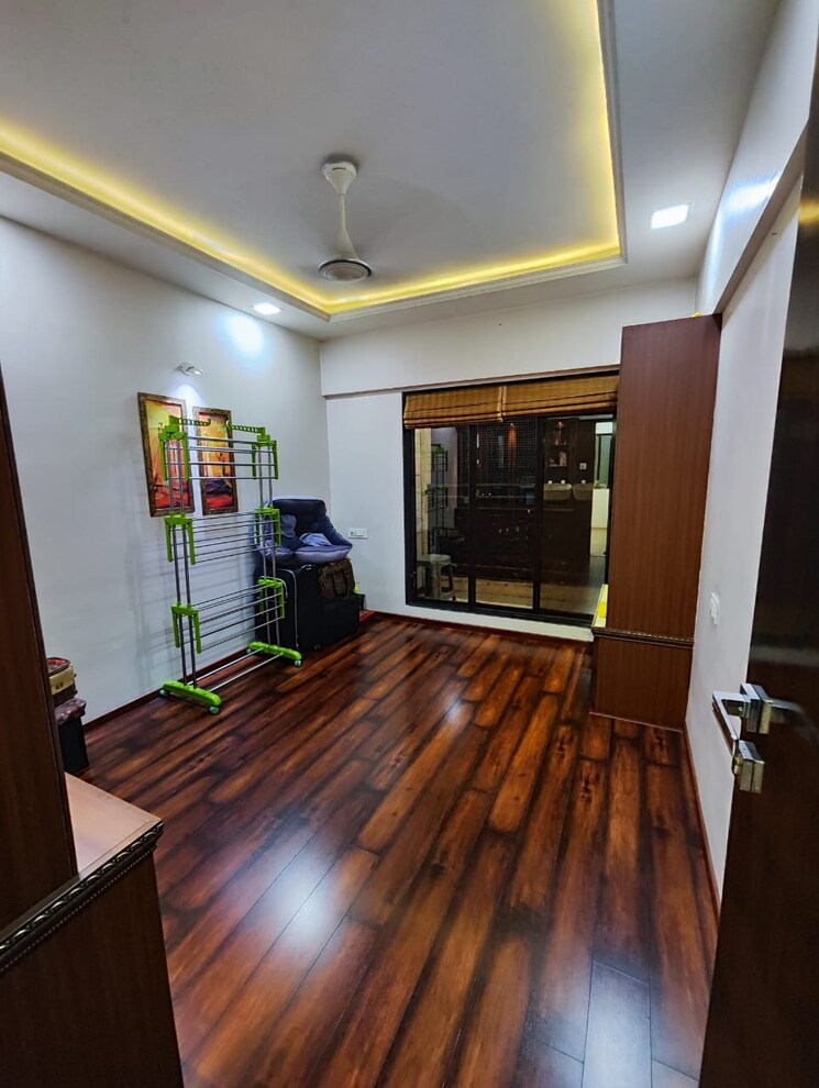 Room, cosmos-angel 3 Bedroom 929 Sq.Ft. Apartment In Owale Thane 6510425
